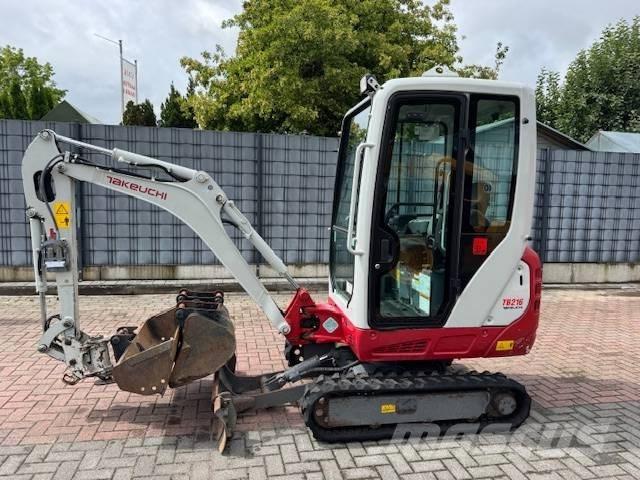 Takeuchi TB 216 小型挖掘机