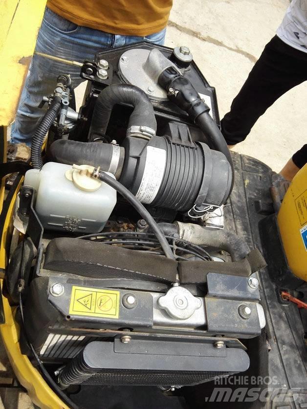 Komatsu PC 10 小型挖掘机