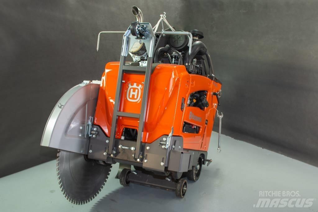 Husqvarna FS5000D 岩石和混凝土锯