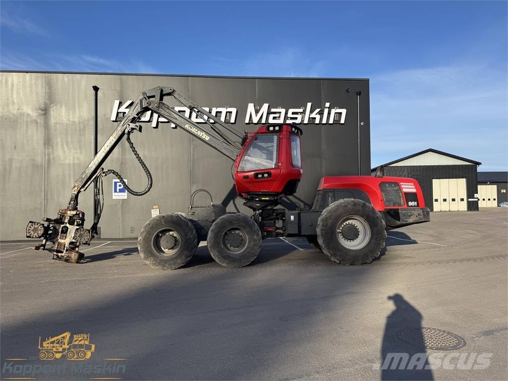 Komatsu 951 收割机