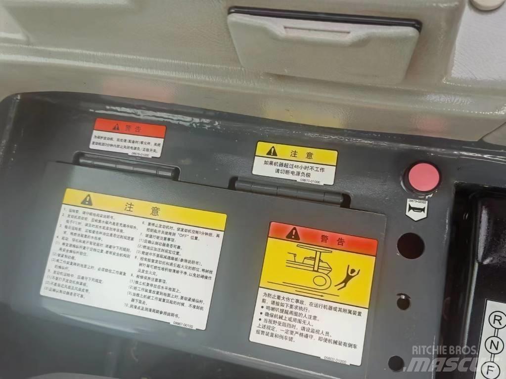 Shantui SD 16 履带式推土机