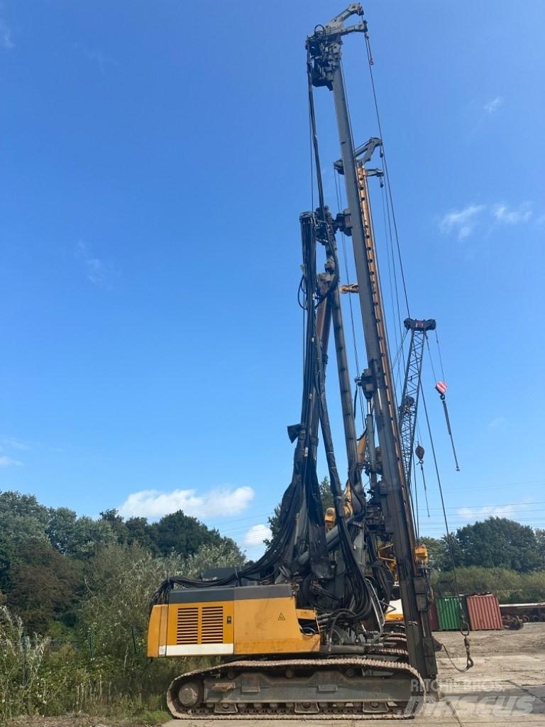 Liebherr LRB 155 打桩机