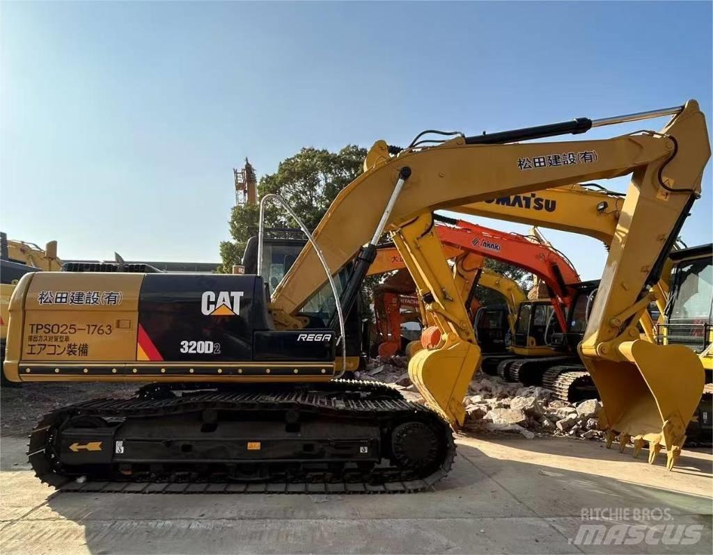 CAT 320 D 2 履带挖掘机