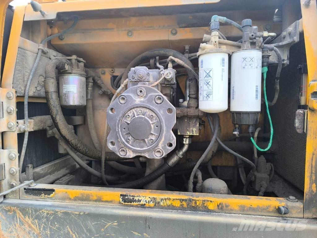 Volvo EC460CL 履带挖掘机