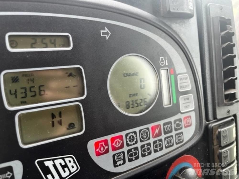 JCB Fastrac 2155 拖拉机/农用车
