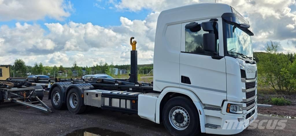 Scania R 500 工程吊钩车