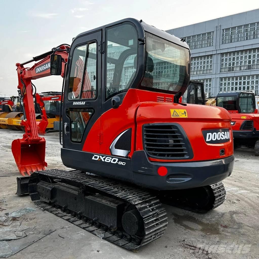 Doosan DX60-9C 小型挖掘机