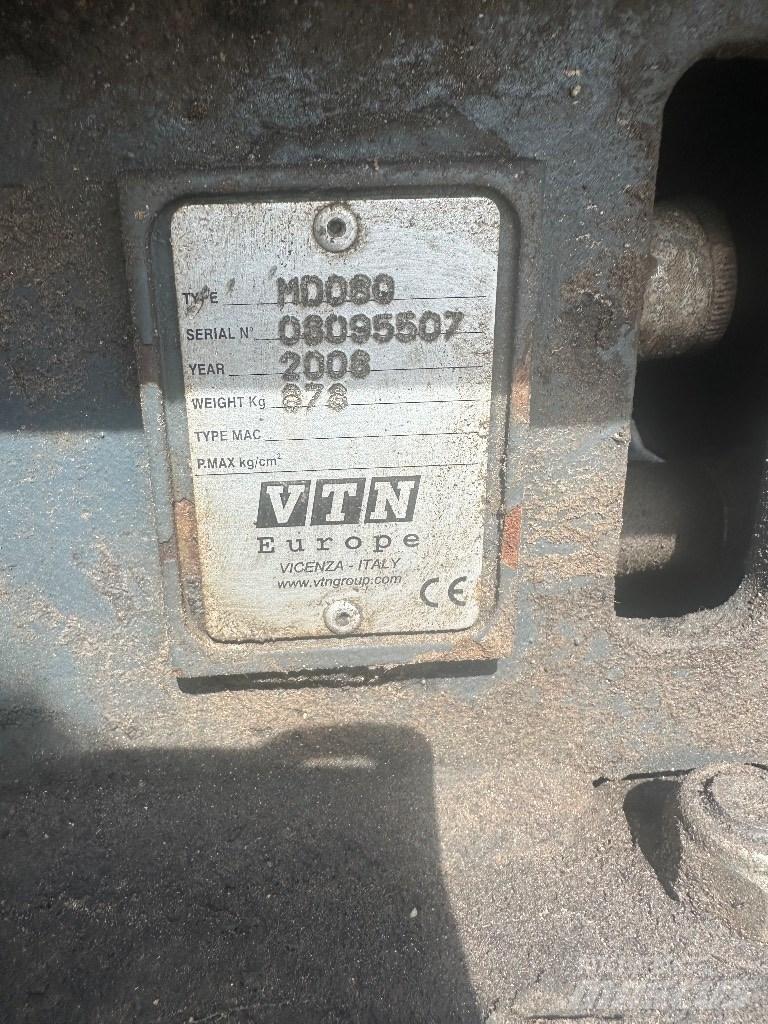 VTN MD080 履带挖掘机