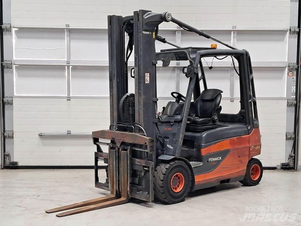 Linde E30L-01 电动叉车