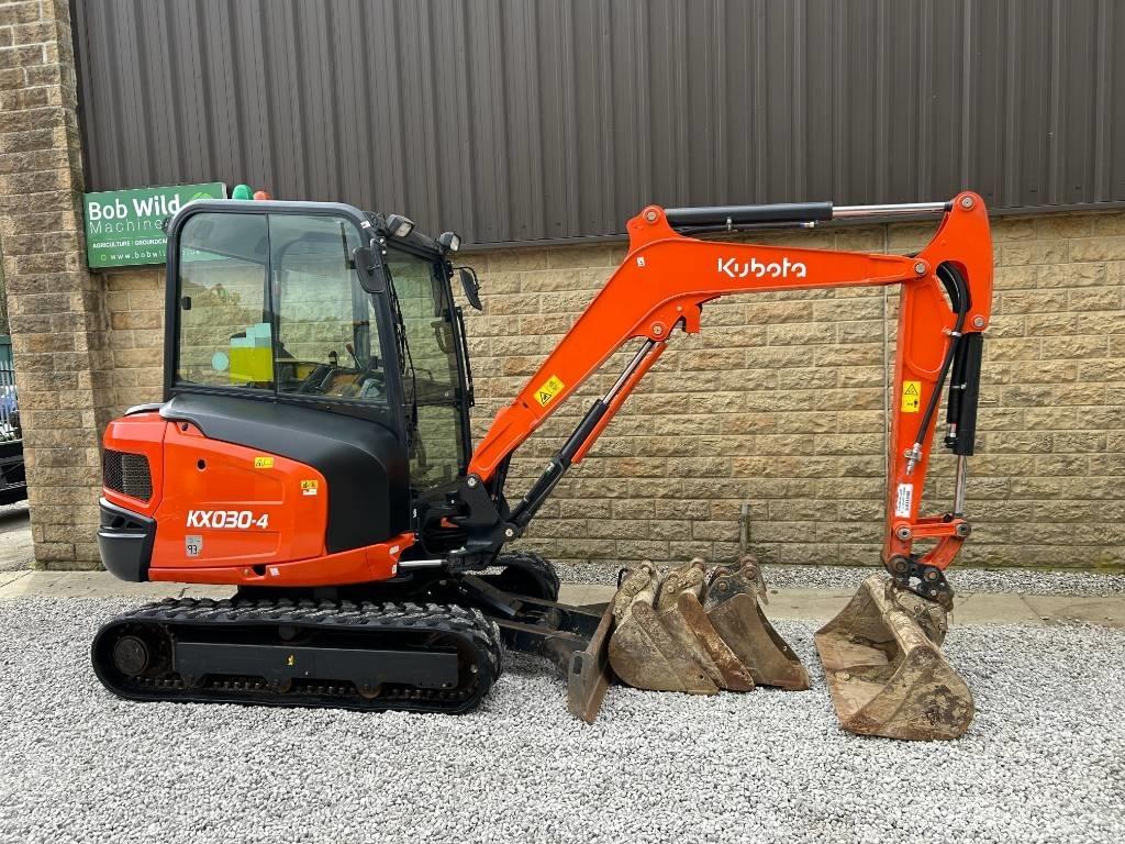 Kubota KX030-4 小型挖掘机