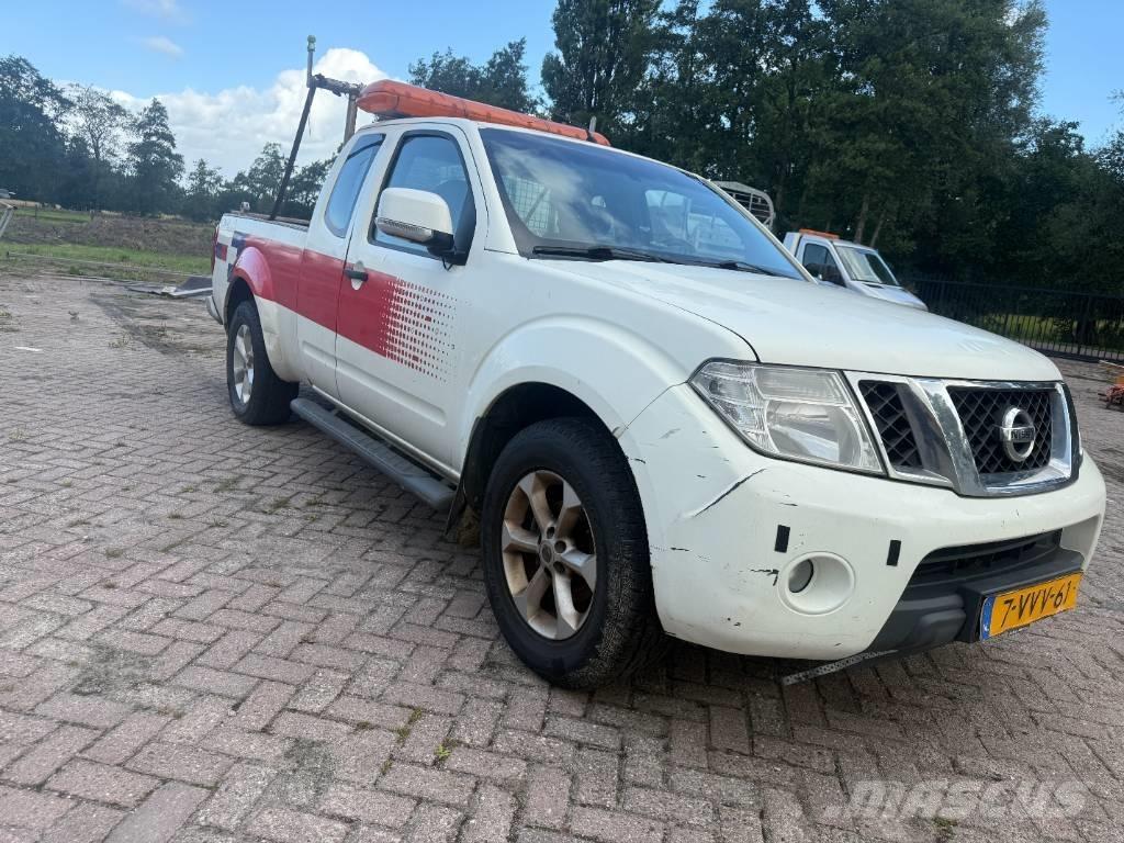 Nissan Navara 皮卡车