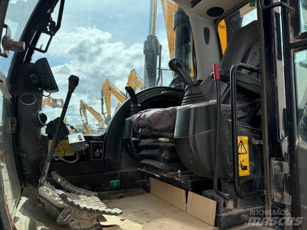 JCB JS 360 LC HRD 履带挖掘机