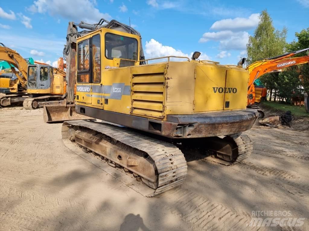 Volvo EC 200 履带挖掘机