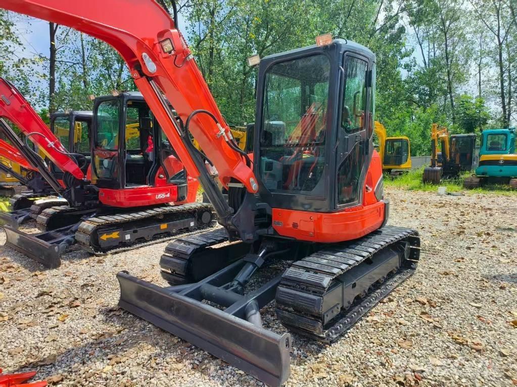 Kubota U 40 小型挖掘机