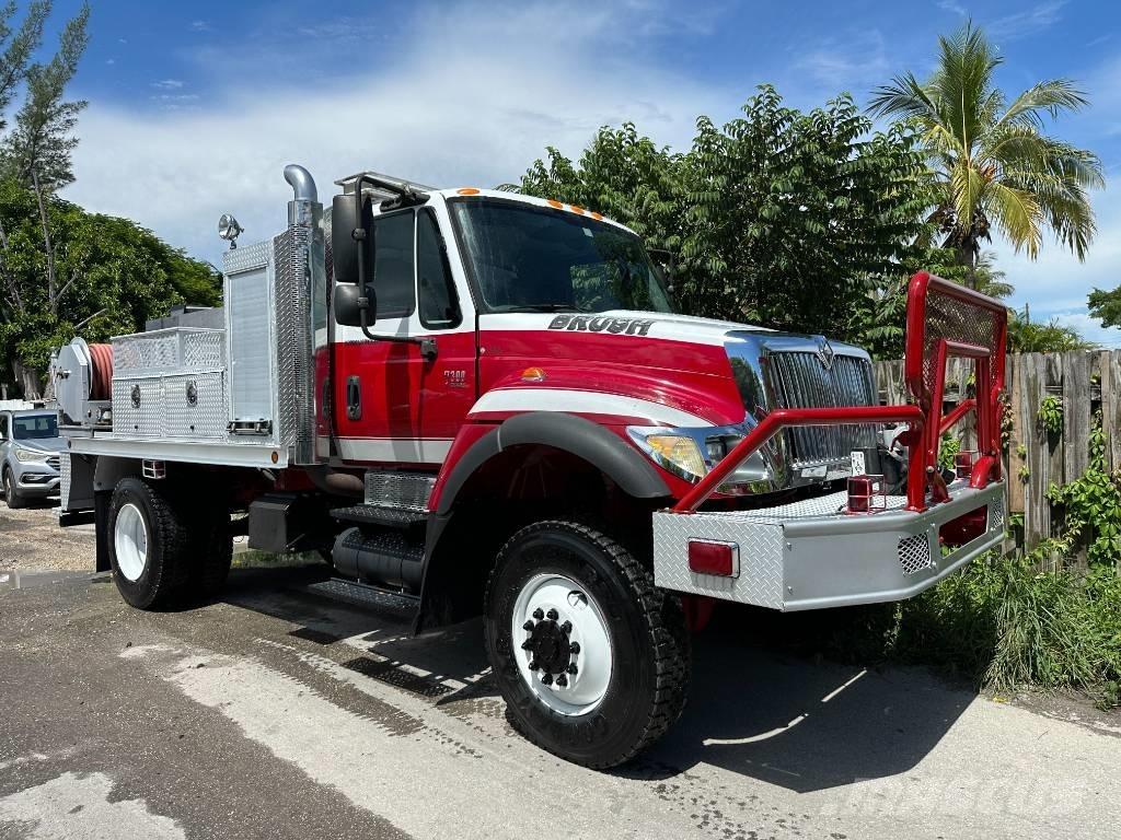 International 7300 消防车