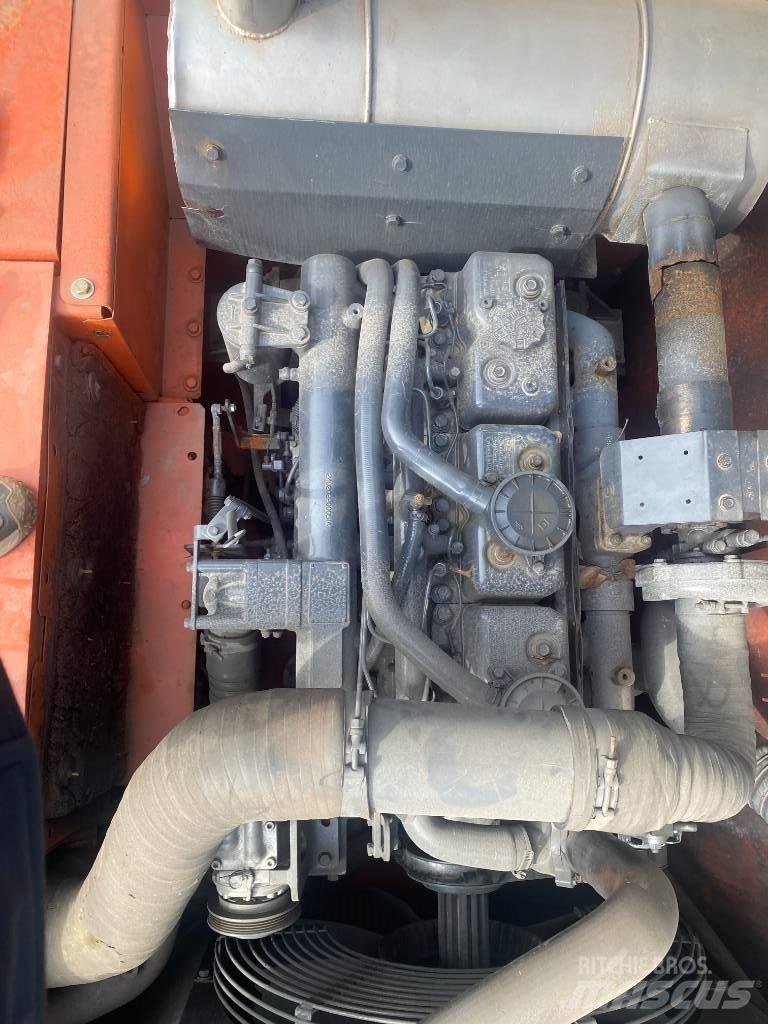 Doosan DX300LC-9C 履带挖掘机