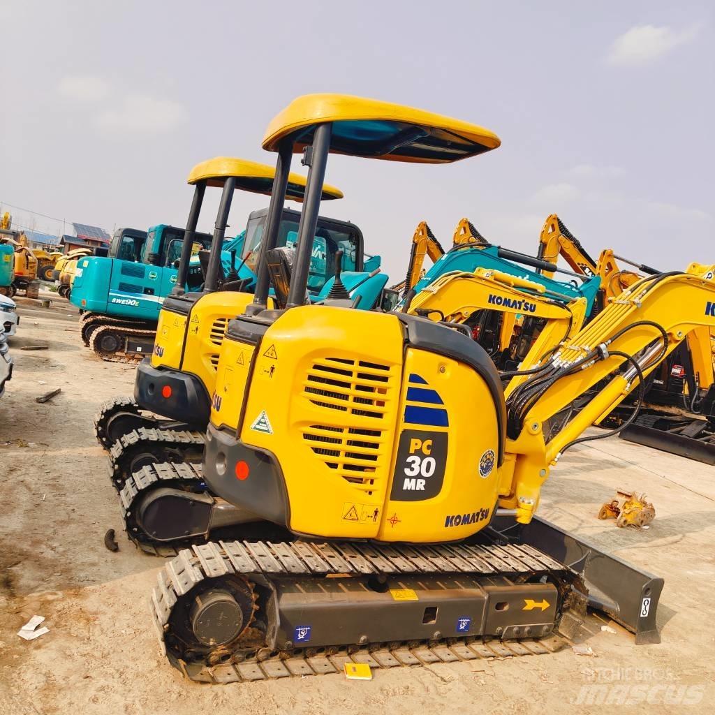 Komatsu PC30MR-3 小型挖掘机
