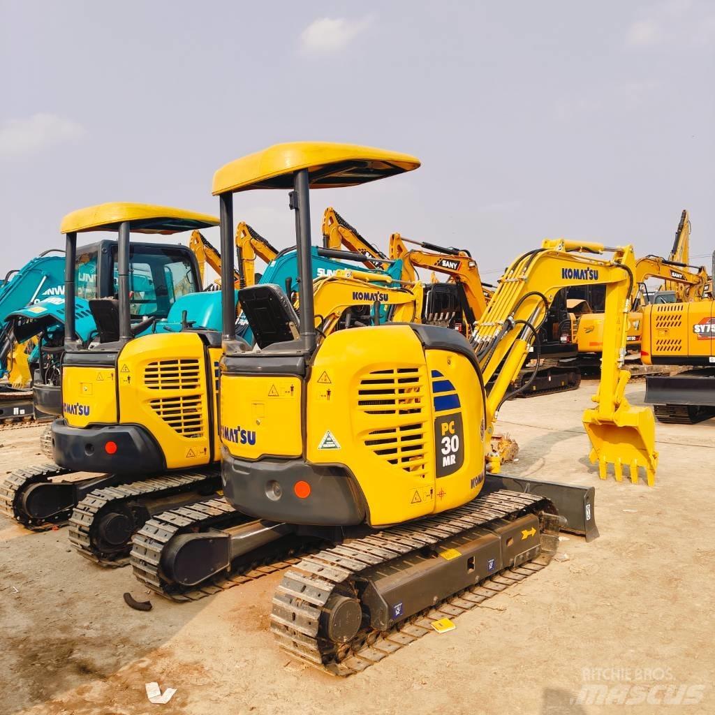 Komatsu PC30MR-3 小型挖掘机