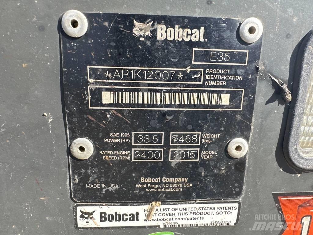 Bobcat E35 小型挖掘机