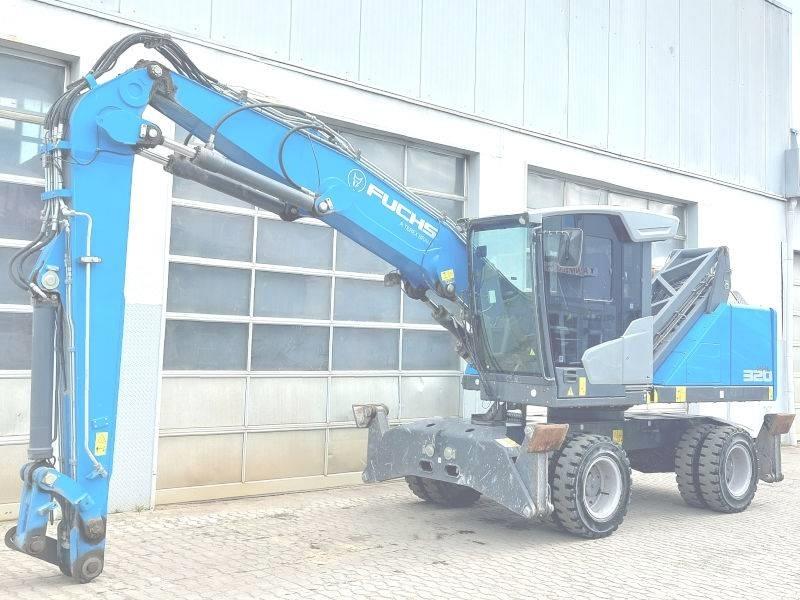 Fuchs MHL 320 F 工业挖掘机