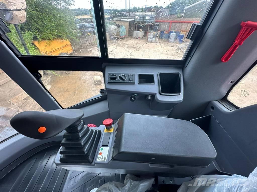 Hamm HC 130i 单轮压路机