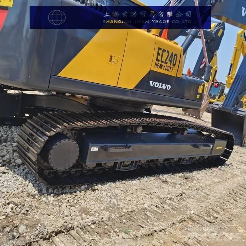 Volvo EC 240 履带挖掘机