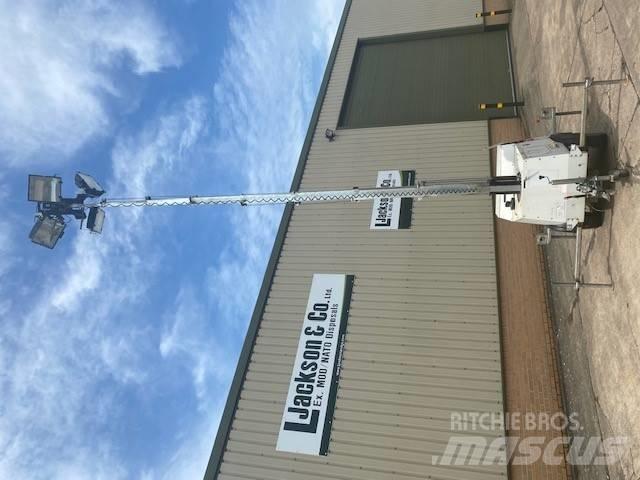 SMC TL90 拖车式灯塔