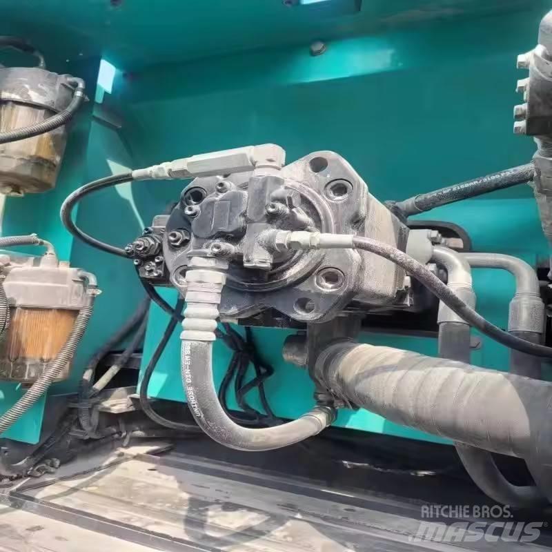 Kobelco SK 330 履带挖掘机