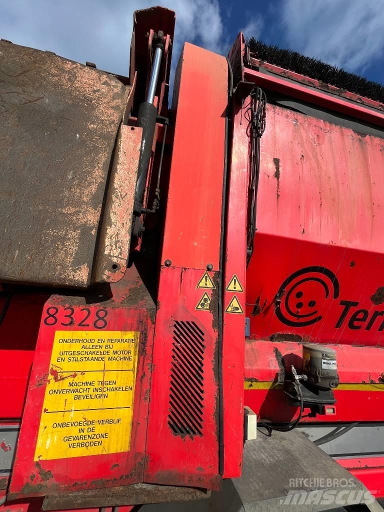 Terra Select T6 移动式筛分机
