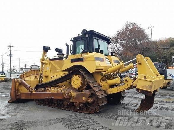 CAT D8T 履带式推土机