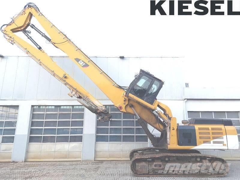 CAT 349 E 组装挖掘机