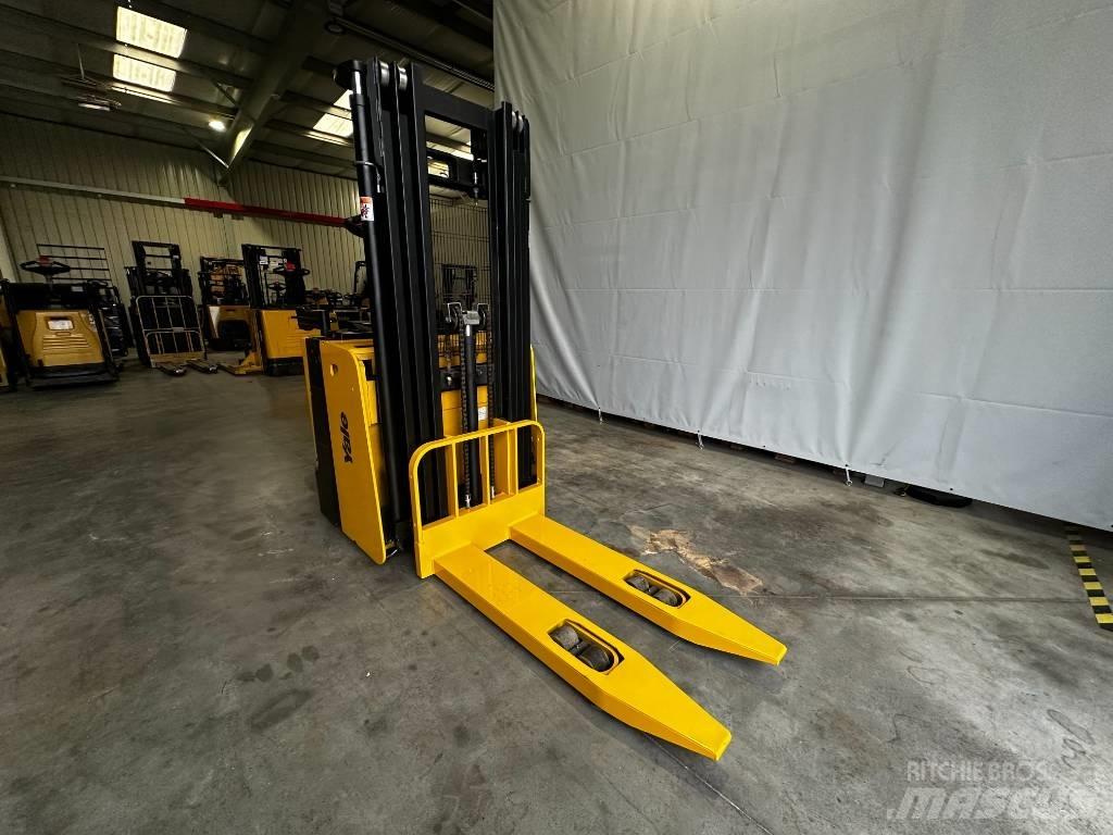 Yale MS12x 手推堆垛车