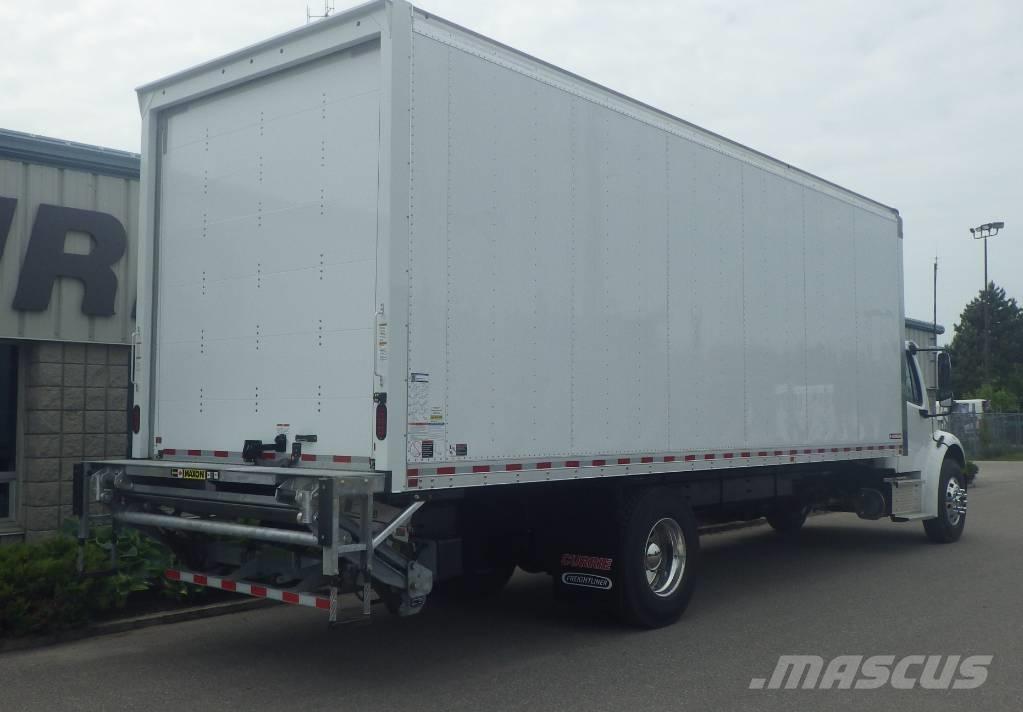 Freightliner M2 106 厢式货车