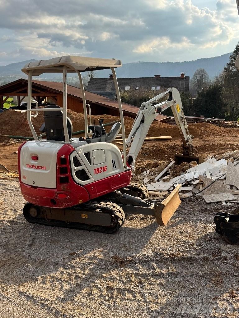 Takeuchi TB 216 小型挖掘机