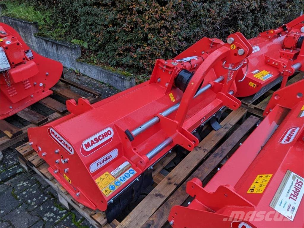 Maschio FURBA 180 牧场割草机和切顶器