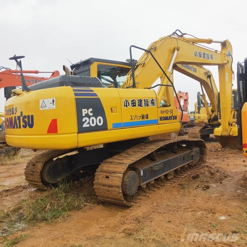 Komatsu PC200-8 履带挖掘机