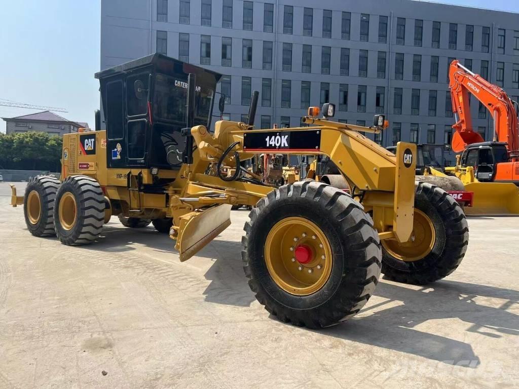 CAT 140 K 平地机/推土机
