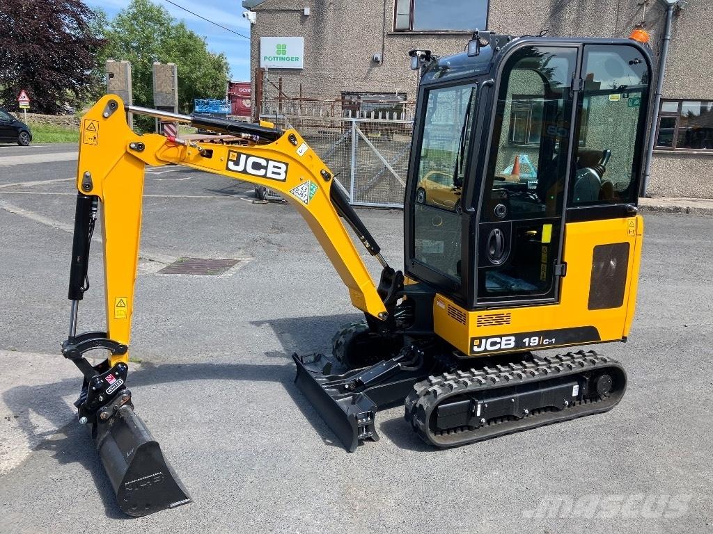 JCB 19 C-1 小型挖掘机