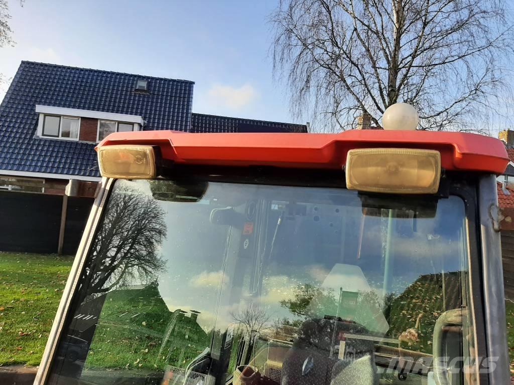 Kubota B 2530 小型拖拉机