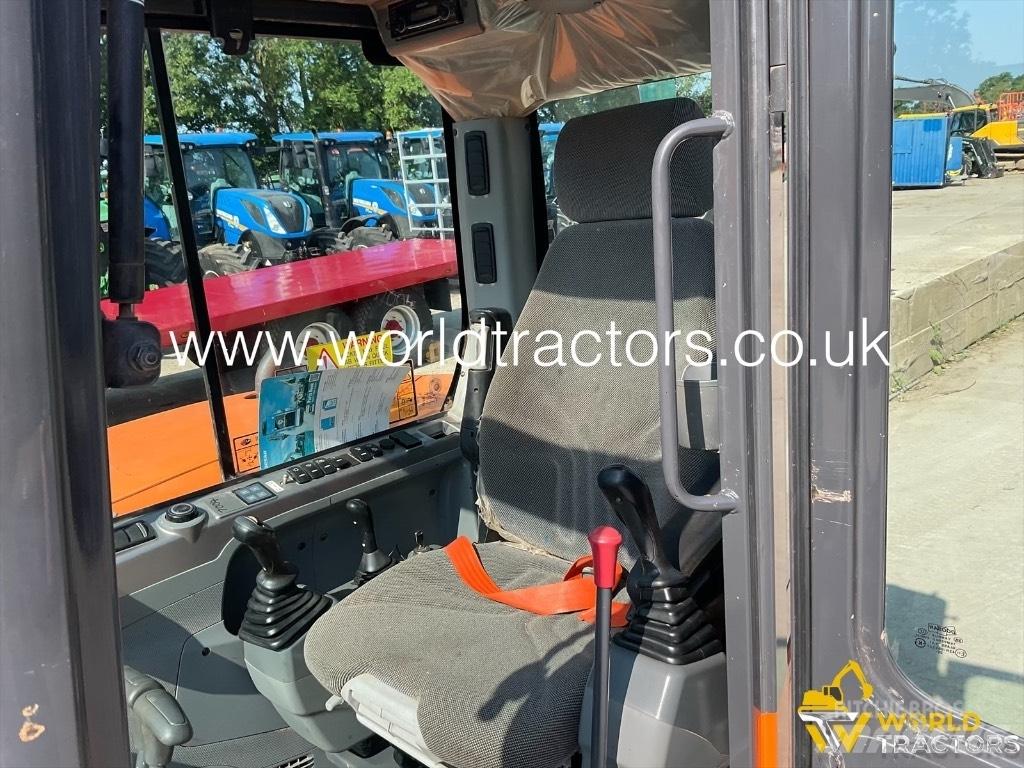 Doosan DX 85 R-3 中型挖掘机