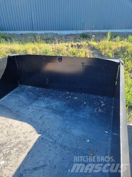  15T50 铰接式自卸车