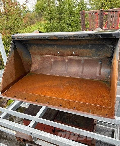  Ålø Quicke GS+ 140 箱式拖车