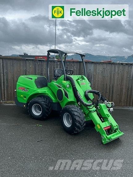 Avant 755i 滑移装载机