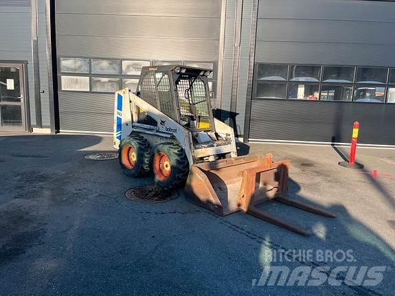 Bobcat 743 滑移装载机