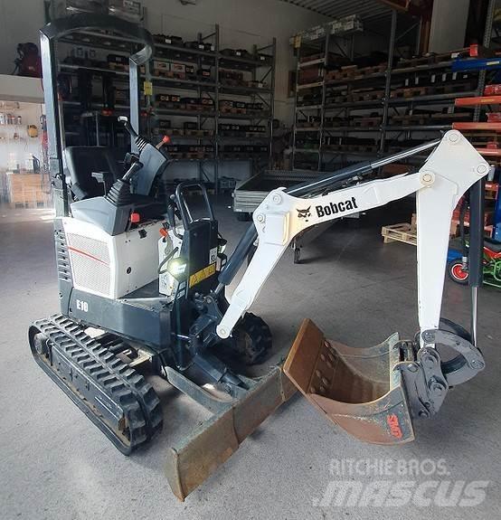 Bobcat E10 履带挖掘机