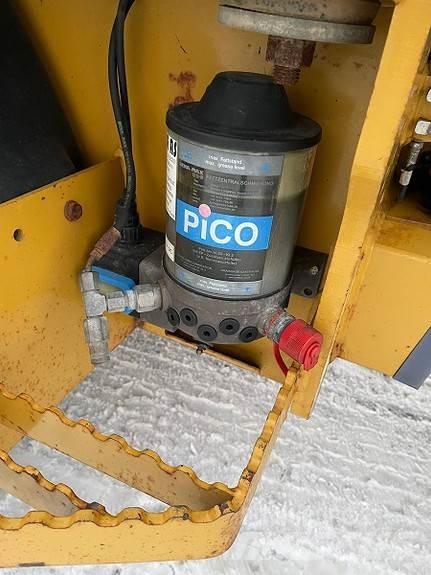 CAT 906hl 轮式装载机
