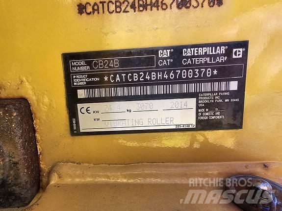 CAT CB24B 沥青摊铺机
