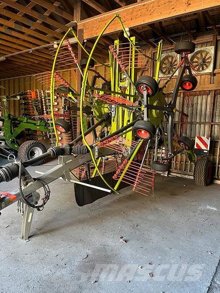 Claas Liner 2900 料堆整形机