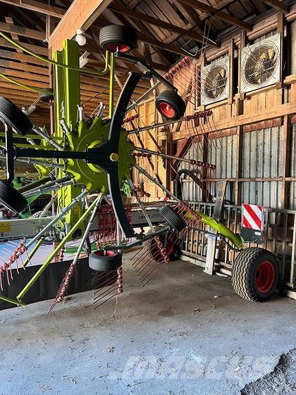 Claas Liner 2900 料堆整形机