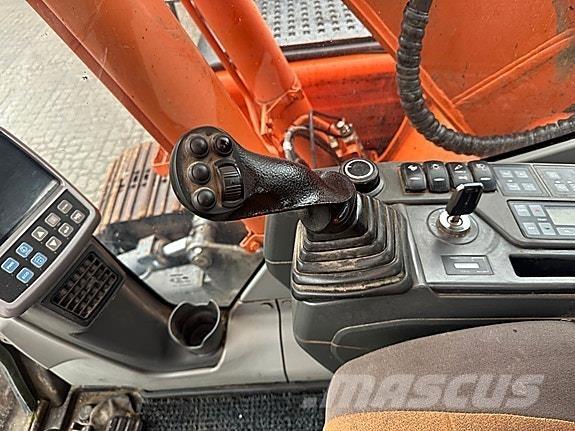 Doosan DX140LC 履带挖掘机